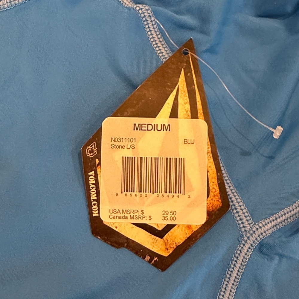 NWT Volcom Long Sleeve Rashguard Size Medium - Picture 2 of 4